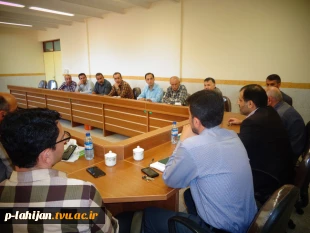 جلسه  شورای اداری 3