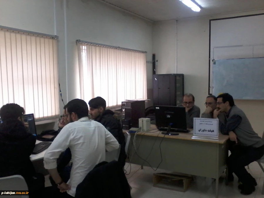 کسب مقام دوم مسابقات ACM2018  توسط  دانشجویان رشته کامپیوتر  4