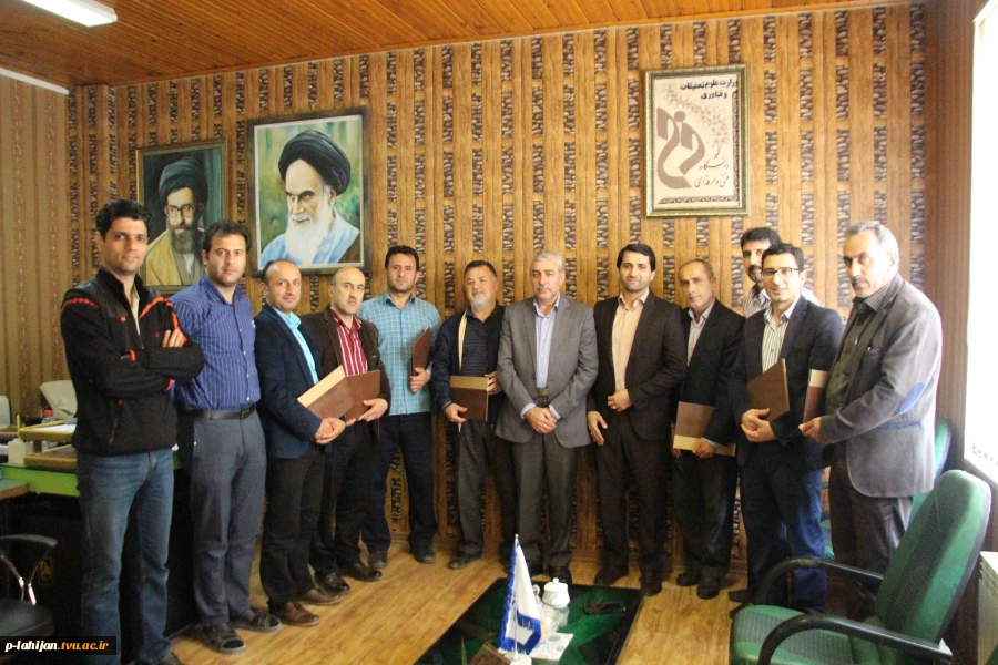 تقدیر از جانیازان آموزشکده فنی شهید رجایی لاهیجان  5