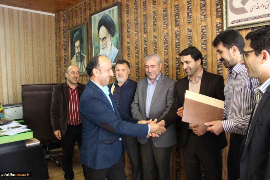 برگزیدگان مسابقه کتابخوانی  تقدیر شدند 6