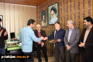 برگزیدگان مسابقه کتابخوانی  تقدیر شدند 8