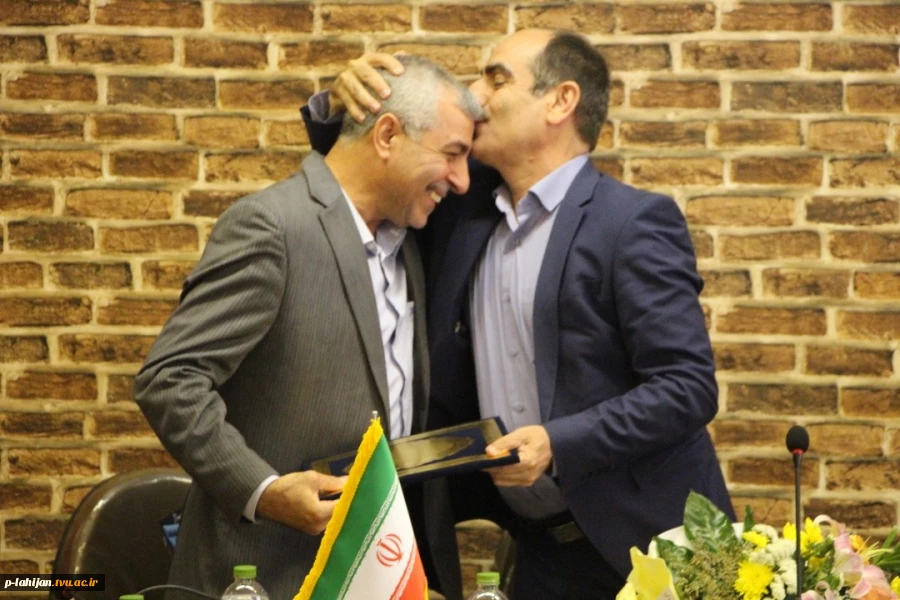 جلسه تودیع و معارفه ریاست آموزشکده فنی شهید رجایی لاهیجان(روی عکس کلیک نمایید) 2