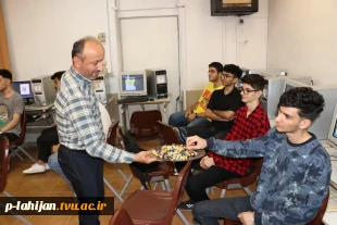 12 اردیبهشت، روز معلم و استاد گرامی باد. 3