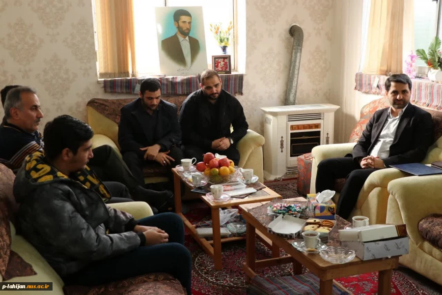 دیدار مسئولین آموزشکده ملی مهارت لاهیجان(شهید رجایی) به همراه دانشجویان بسیجی
 4