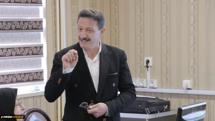 کارگاه آموزشی پیشگیری از حوادث ترافیکی و کمک های اولیه در تصادفات - آموزشکده ملی مهارت شهید رجایی لاهیجان 6