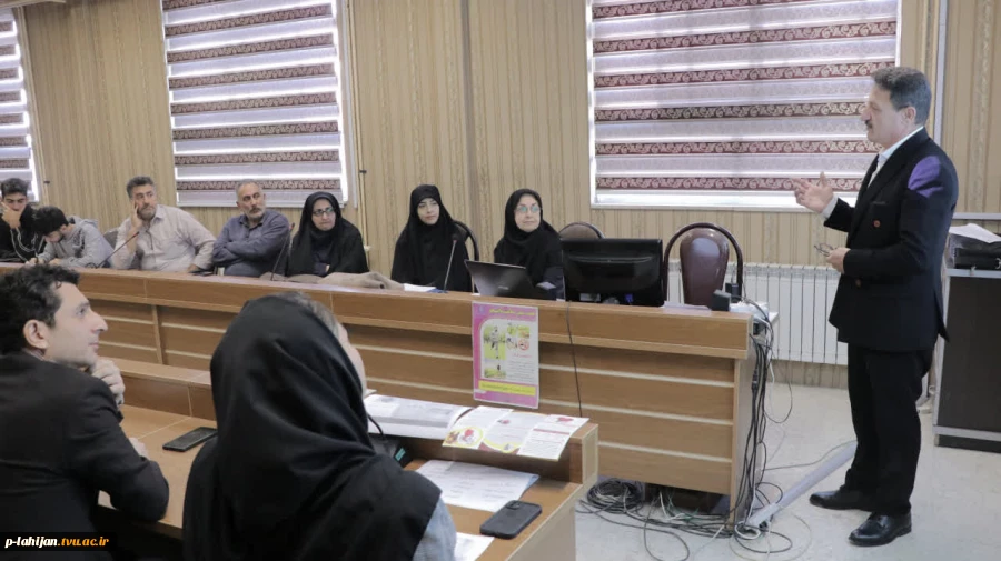 کارگاه آموزشی پیشگیری از حوادث ترافیکی و کمک های اولیه در تصادفات - آموزشکده ملی مهارت شهید رجایی لاهیجان 7