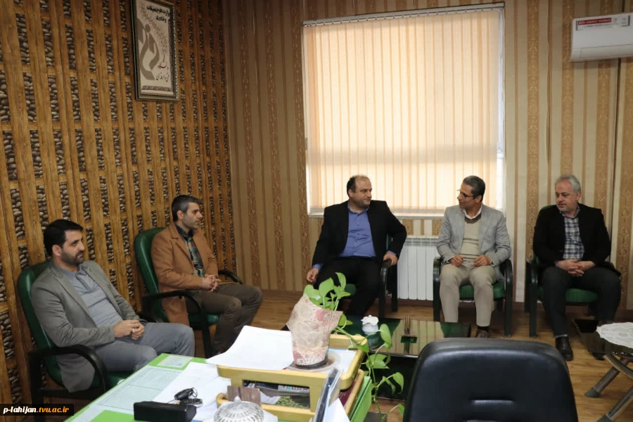 دیدار دکتر موسی زاده ریاست آموزشکده آستانه با دکتر عابد دوست سرپرست آموزشکده ملی مهارت شهید رجایی لاهیجان 5