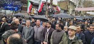 حضور ریاست و کارکنان آموزشکده شهید رجایی لاهیجان   در راهپیمایی ۲۲ بهمن ۱۴۰۴ 7