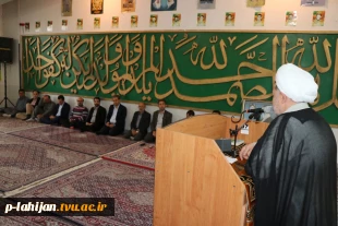 برگزاری مراسم پرفیض قرائت زیارت عاشورا در دهه مبارکه کرامت و بزرگداشت شهادت رهبر انقلاب ، فرماندهان و سایر شهدای ایران اسلامی در دانشگاه ملی مهارت واحد لاهیجان(شهید رجایی) 4
