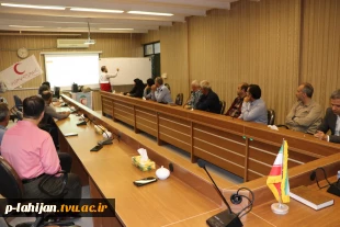 برگزاری کارگاه آموزشی آمادگی عمومی و اقدامات ایمنی (کمک های اولیه) به مناسبت روز هلال احمر در دانشگاه ملی مهارت واحد لاهیجان(شهید رجایی) 4