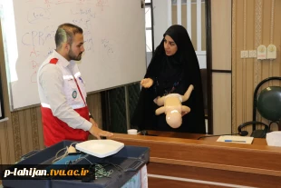 برگزاری کارگاه آموزشی آمادگی عمومی و اقدامات ایمنی (کمک های اولیه) به مناسبت روز هلال احمر در دانشگاه ملی مهارت واحد لاهیجان(شهید رجایی) 13