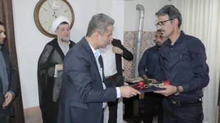 دیدار سرپرست و مسئولین دانشگاه ملی مهارت لاهیجان با خانواده شهید «عابدینی» و جانباز «حسن مهدی پور» 7