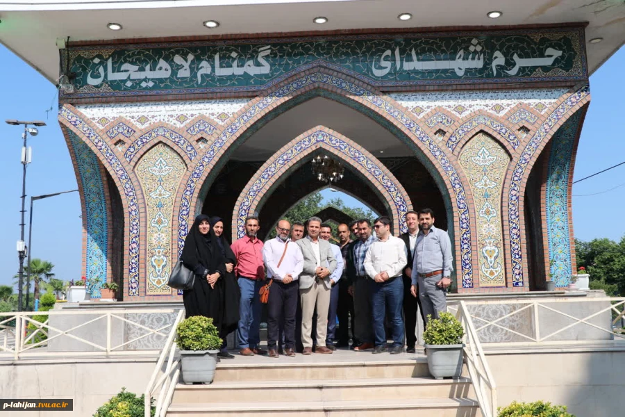 گلباران مزار شهدای گمنام توسط ریاست و کارکنان دانشگاه ملی مهارت واحد لاهیجان ،به مناسبت سوم خردادماه ، سالروز حماسه آزادسازی خرمشهر 3
