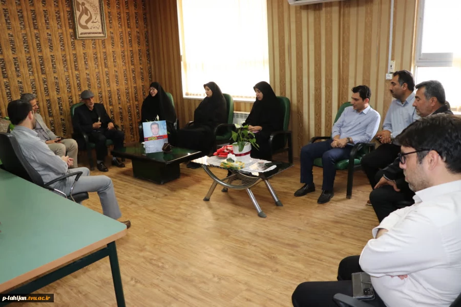 سایت 5 کامپیوتر آموزشکده ملی مهارت شهید رجایی لاهیجان به نام شهید رضا رزاق خوش برش نامگذاری شد 3