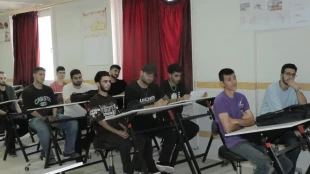 بازدید رییس اداره نظارت و ارزیابی دانشگاه ملی مهارت استان گیلان ، از روند برگزاری کلاس های حضوری آموزشکده ملی مهارت شهید رجایی لاهیجان 6