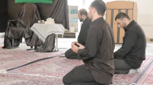 برگزاری مراسم عزاداری ماه محرم و شهادت اباعبدالله الحسین (ع) در آموزشکده ملی مهارت شهید رجایی لاهیجان 6